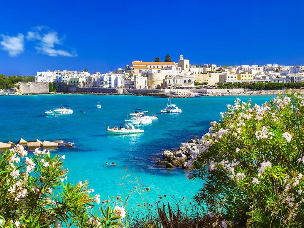 Alberobello - Otranto - Taranto from Cluj Napoca